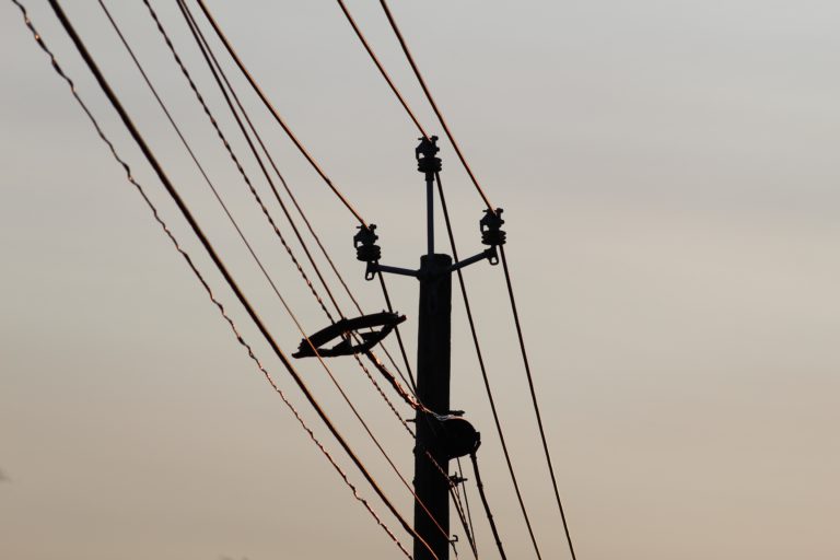 Downed line leads to power outage for Kimberley