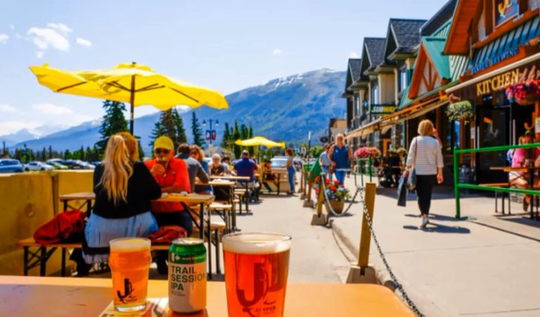 Cranbrook City Council votes in support of patio amendments for local restaurants