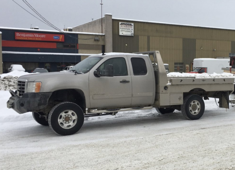 Cranbrook RCMP seeking stolen truck and trailer