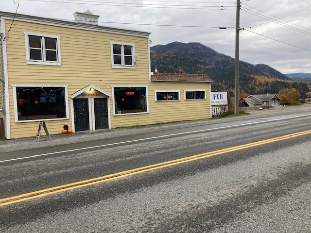 Lakeside Grill – Moyie Pub