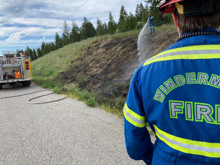 Small fire snuffed out near Windermere