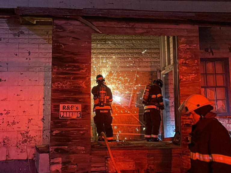 Cranbrook firefighters tackle blaze at Kootenay Springs building