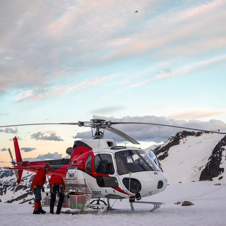 Snowmobiler killed by avalanche near Radium Hot Springs