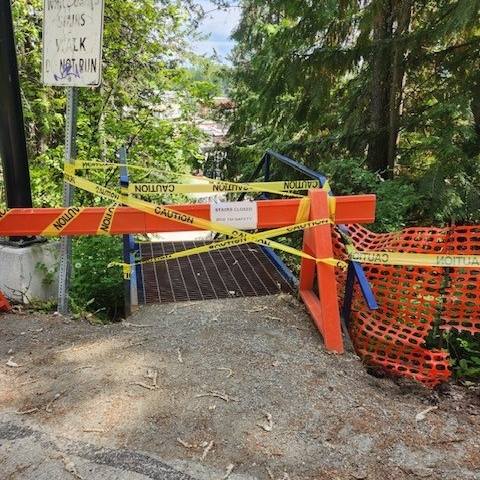 Peak to Platzl staircase closed until repairs can be made
