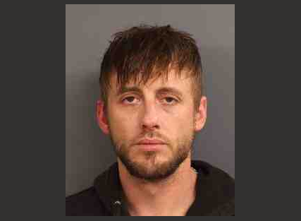 Cranbrook RCMP seeking man on two warrants